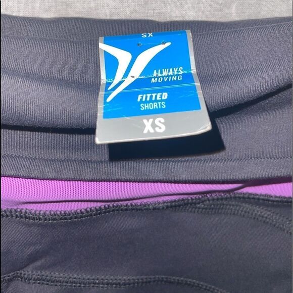 Old Navy biker shorts - Picture 4 of 10